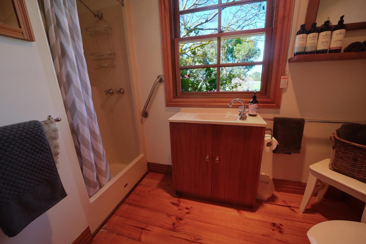 Cherry Plum Cottages Port Fairy Buitenkant foto