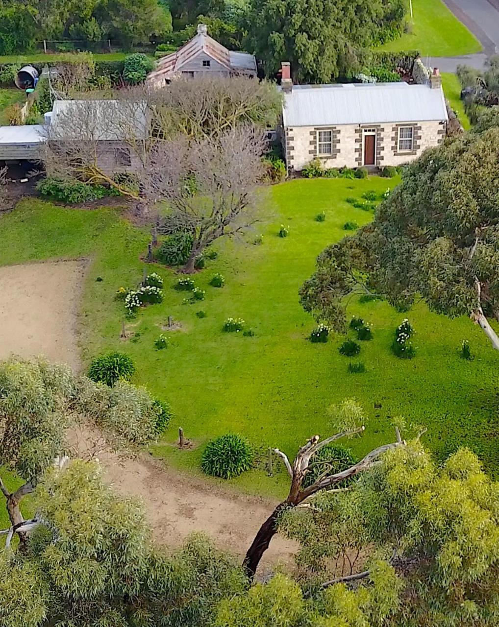 Cherry Plum Cottages Port Fairy Buitenkant foto