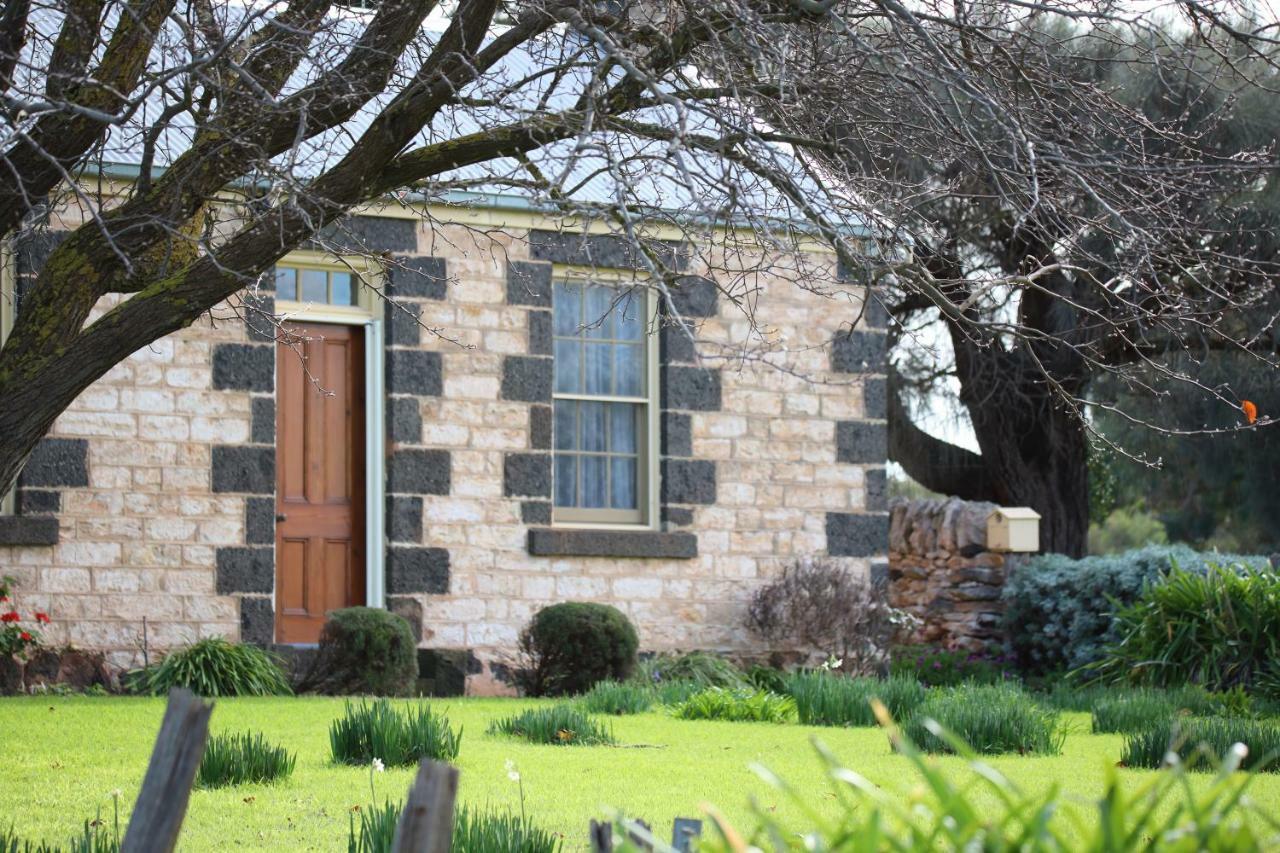 Cherry Plum Cottages Port Fairy Buitenkant foto